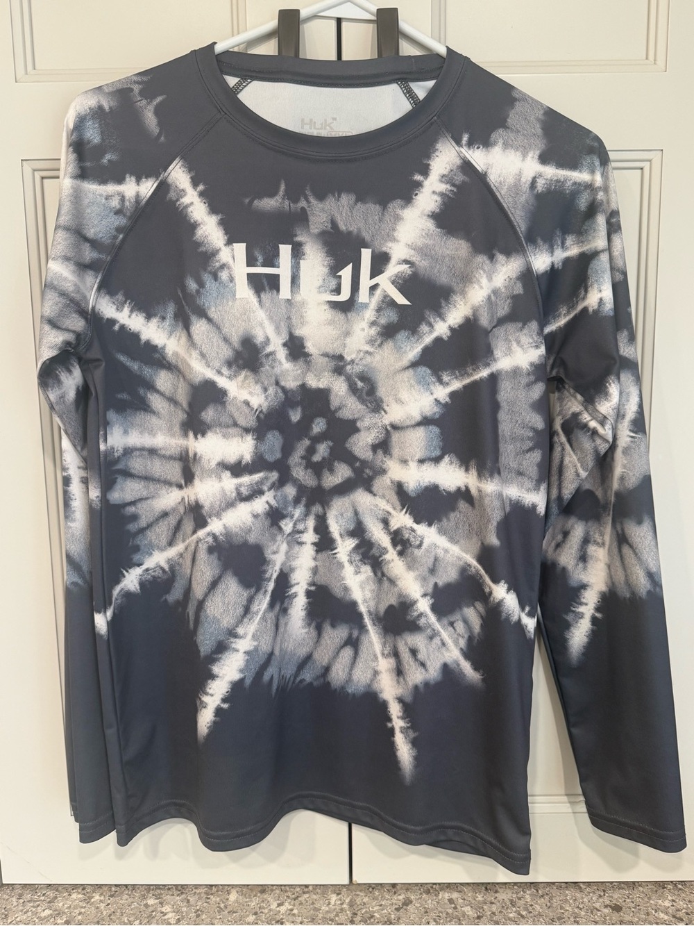 Huk Grey and White Performance Long Sleeve Shirt